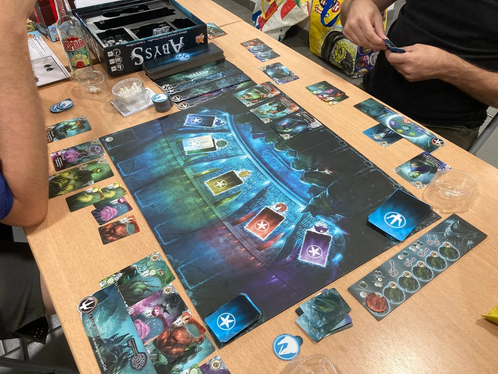 Partie d’Abyss organisée au Cercle des Joueurs Paresseux